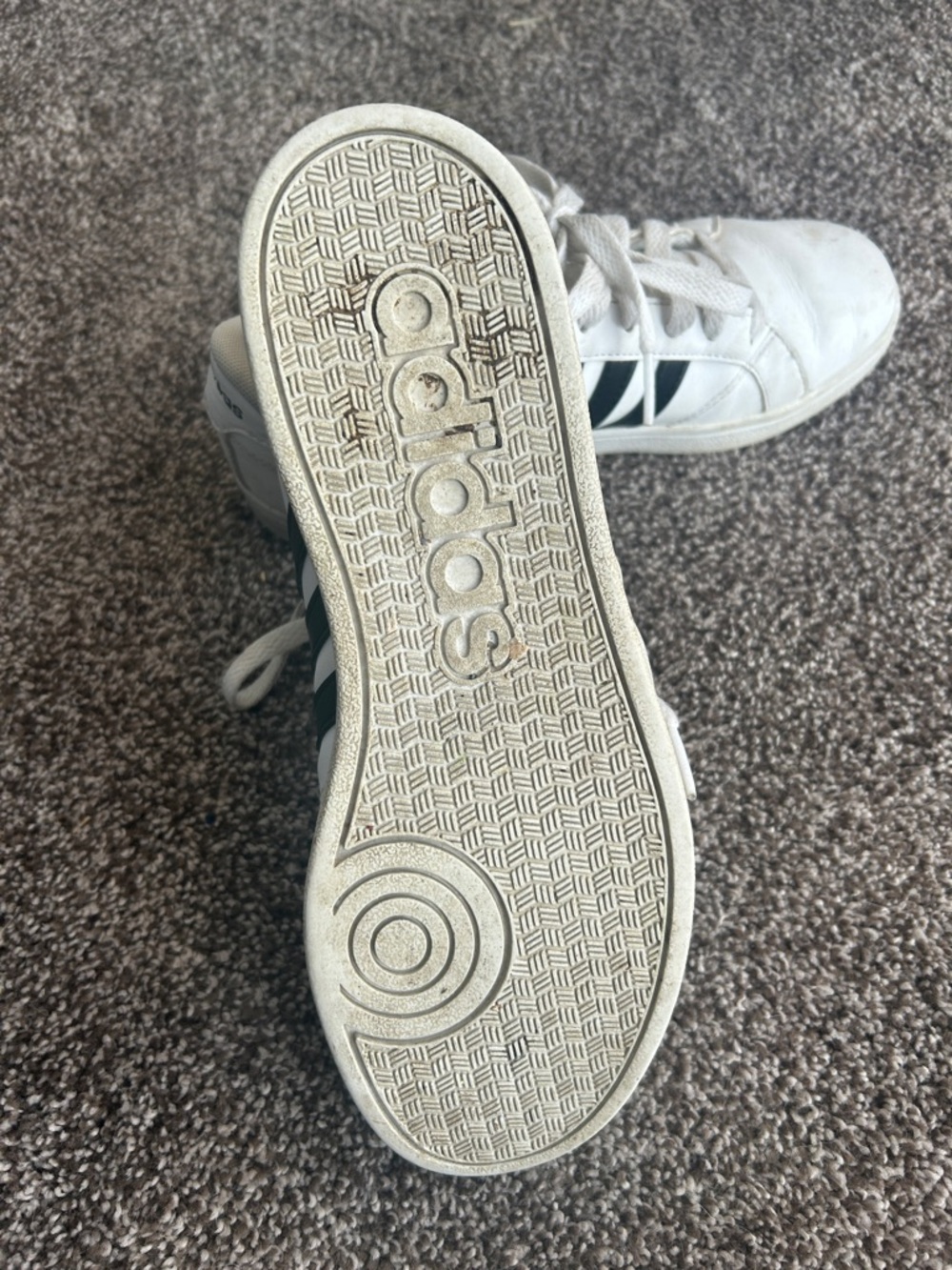 Kid’s Adidas Size 4 White Sneakers with Black Stripes water resistant coating - Picture 6 of 6